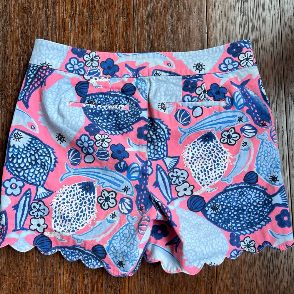 Talbots Scalloped Colorful Fish Print Women's Shorts